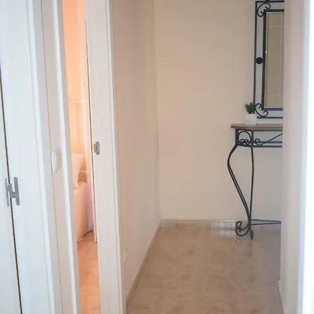 Διαμέρισμα Acogedor E Iluminado Atico Moderno *